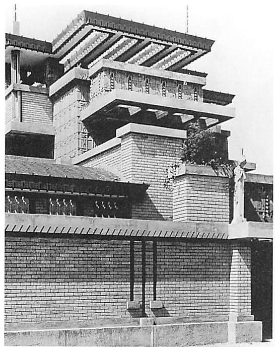 Building by Frank Lloyd Wright